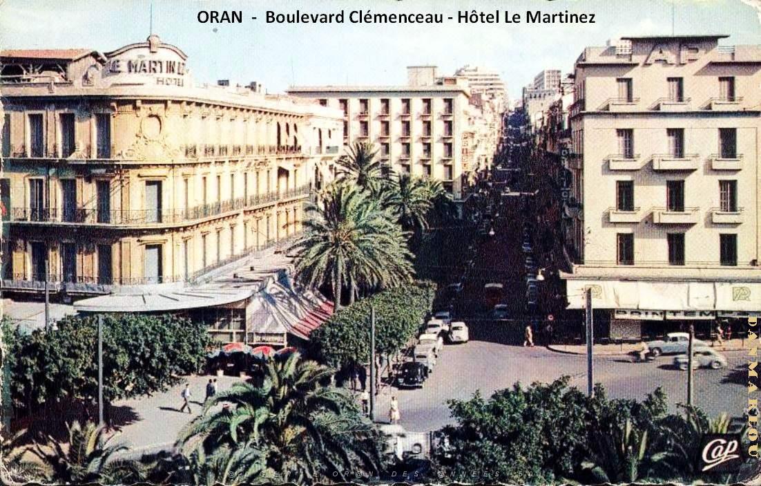 Oran - Boulevard Clemenceau - Hotel Martinez.jpg